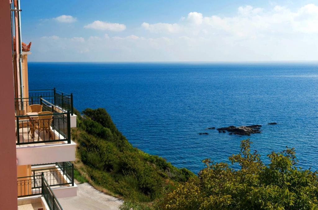 Mari-Christi Apartments Poros  Zimmer foto