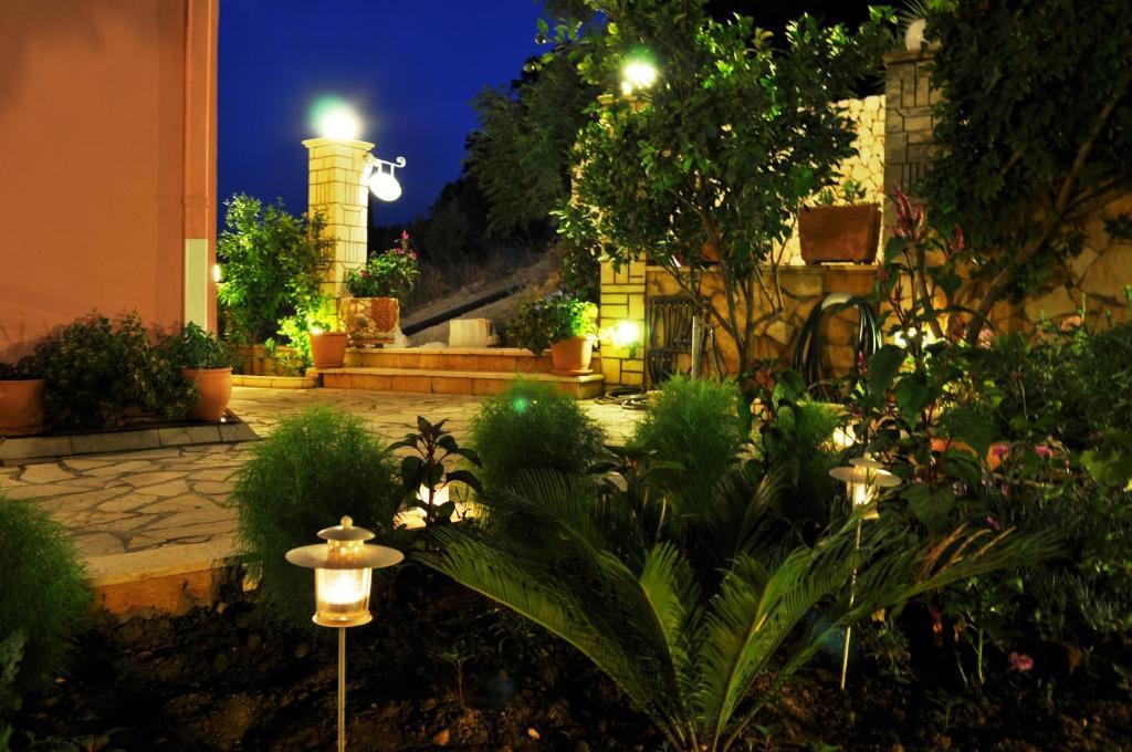 Mari-Christi Apartments Poros  Exterior foto